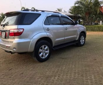 Toyota Fortuner 2009 - Màu bạc, giá 365tr