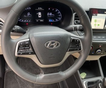 Hyundai Accent 2021 - Màu đỏ