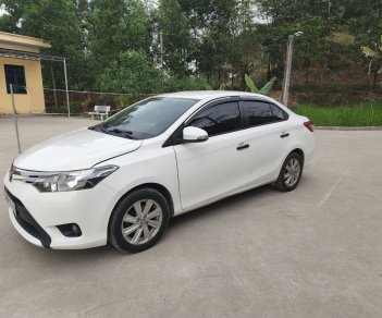 Toyota Vios 2014 - Xe màu trắng