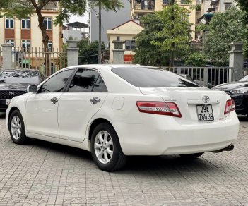 Toyota Camry 2011 - Xe màu trắng