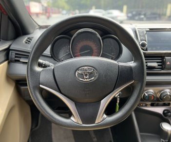 Toyota Yaris 2014 - Màu đỏ, nhập khẩu nguyên chiếc, giá cực tốt