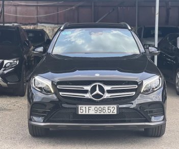 Mercedes-Benz GLC 300 2016 - Xe màu đen