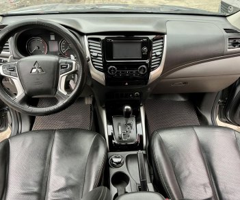 Mitsubishi Triton 2017 - Xe màu xám, 490tr