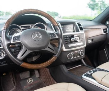 Mercedes-Benz GL 500 2013 - Màu nâu, nhập khẩu