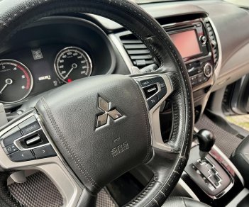 Mitsubishi Triton 2017 - Xe màu xám, 490tr