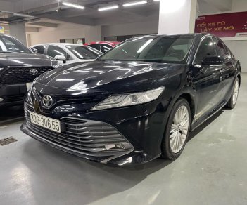 Toyota Camry 2019 - Nhập khẩu nguyên chiếc, giá chỉ 1 tỷ 25tr