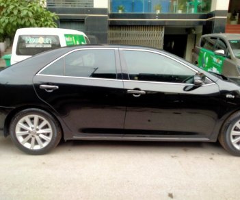 Toyota Camry 2013 - Xe màu đen, giá chỉ 585 triệu