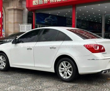 Chevrolet Cruze 2016 - Màu trắng, giá tốt