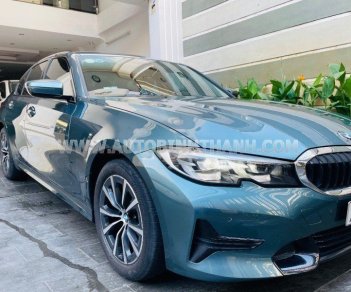 BMW 320i 2019 - Màu xanh lam, xe nhập đẹp như mới