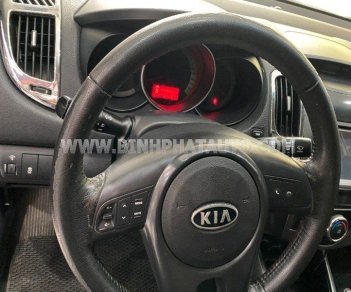 Kia Forte 2009 - Xe màu đen  