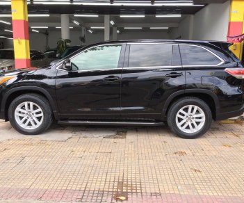 Toyota Highlander 2015 - Màu đen, nhập khẩu nguyên chiếc