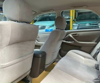 Toyota Camry 2001 - Nội ngoại thất còn rất đẹp, zin đến 90%