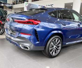 BMW X6 2022 - Ưu đãi cực lớn 300tr tiền mặt + phụ kiện chính hãng BMW sẵn xe tại showroom giao ngay