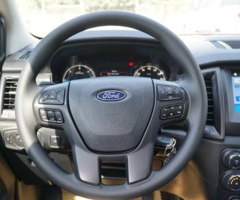 Ford Ranger 2020 - 1 chủ đập hộp