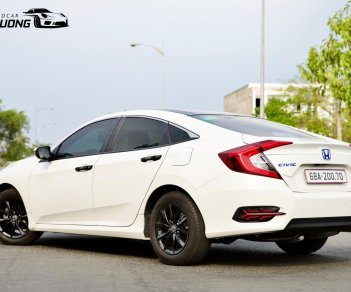 Honda Civic 2021 - Date cuối 2021, odo chỉ 18.000 km, nhập Thái, cực siêu mới