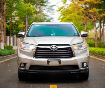 Toyota Highlander 2016 - Có cửa nóc, ghế điện