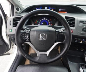 Honda Civic 2012 - Màu trắng siêu chất