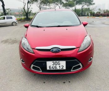 Ford Fiesta 2012 - Màu đỏ, nhập khẩu nguyên chiếc