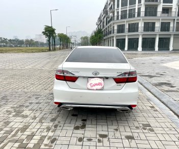 Toyota Camry 2019 - Tên tư nhân biển phố - Chạy zin 3v2 km. Đẹp xuất sắc