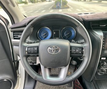Toyota Fortuner 2021 - 2 cầu 1 chủ sử dụng còn rất mới