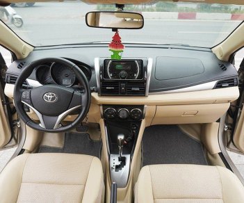 Toyota Vios 2018 - Màu vàng cát