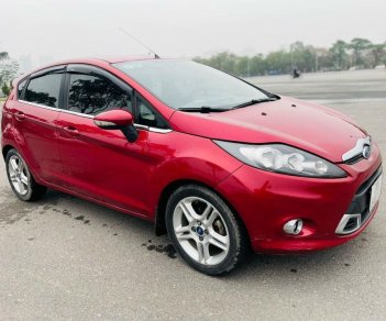 Ford Fiesta 2012 - Màu đỏ, nhập khẩu nguyên chiếc