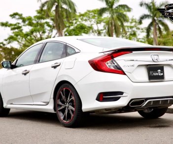 Honda Civic 2020 - Odo chỉ 26.000km, siêu mới, nhập Thái