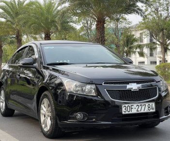 Chevrolet Cruze 2014 - Màu đen, giá cực tốt