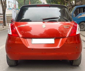 Suzuki Swift 2015 - Xe màu đỏ