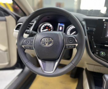 Toyota Camry 2022 - Đẹp xuất sắc