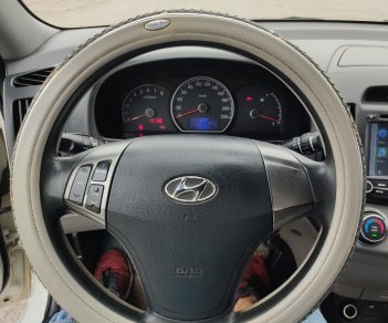 Hyundai Avante 2011 - Bản 1.6MT phân khúc hạng C