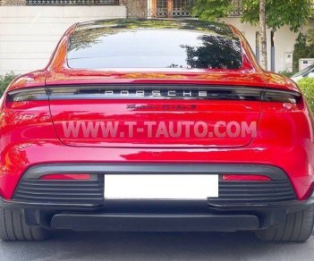 Porsche Taycan 2020 - Màu đỏ, xe nhập
