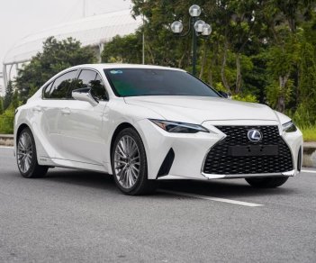 Lexus IS 300 2021 - 1 chủ sử dụng từ mới