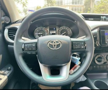 Toyota Hilux 2023 - Chỉ từ 842 triệu