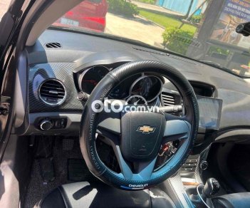 Chevrolet Cruze   xe gia đình ít đi cần bán gấp 2013 - chevrolet cruze xe gia đình ít đi cần bán gấp