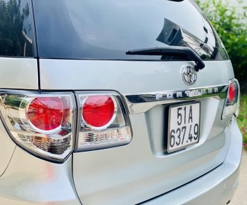 Toyota Fortuner 2013 - Odo 89.000km, màu bạc