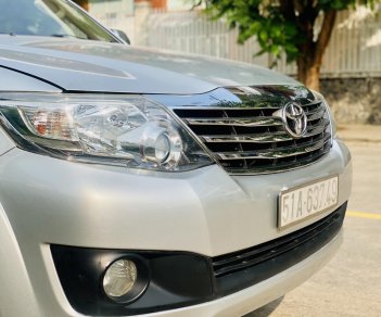 Toyota Fortuner 2013 - Odo 89.000km, màu bạc