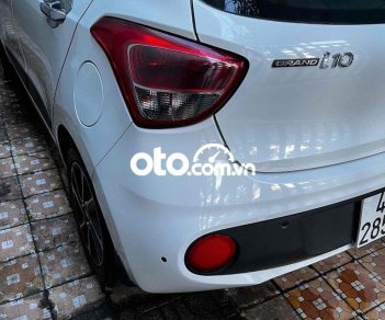 Hyundai Grand i10 Bán xe i10 HB 2017 1.0 AT trắng ngọc trinh 2017 - Bán xe i10 HB 2017 1.0 AT trắng ngọc trinh