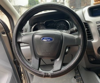 Ford Ranger 2015 - Xe gia đình sử dụng còn như mới