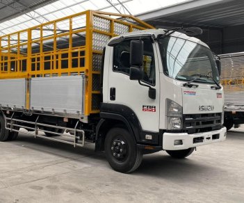 Isuzu FRR 2023 - Xe 6t5 thùng bạt, KM 30 triệu tiền mặt, xe có sẵn giao ngay