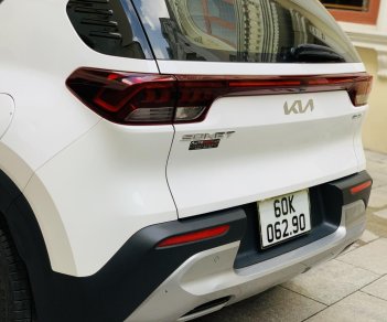 Kia Sonet 2021 - Màu trắng, odo 19.000km