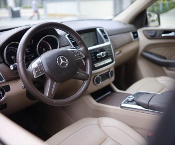 Mercedes-Benz GL 350 2015 - Màu Đen Nội thất Kem- Odo 69.000 Miles- Bao Check hãng- Giá Thương lượng