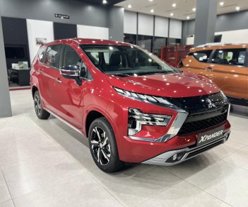 Mitsubishi Xpander 2023 - Ngoại thất màu đỏ bắt mắt, hỗ trợ lên đến 100% phí trước bạ