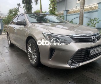 Toyota Camry Bán xe  2.0E 2016 xe gia đình đi còn rất mới 2016 - Bán xe Camry 2.0E 2016 xe gia đình đi còn rất mới