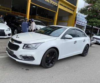 Chevrolet Cruze 2017 - Màu trắng, giá 390tr