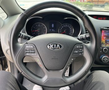 Kia K3 2016 - 1 chủ từ mới tinh, odo 8v km xịn, sai cho xe