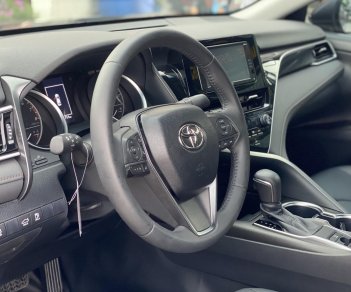 Toyota Camry 2022 - Hỗ trợ ngân hàng 70% giá trị xe