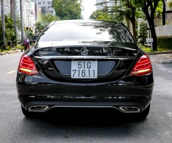 Mercedes-Benz C200 2018 - Màu đen, nội thất đen