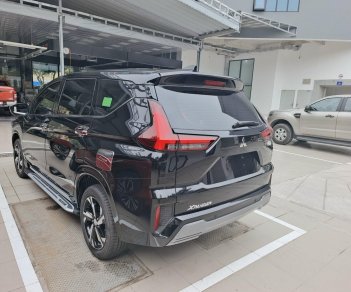 Mitsubishi Xpander 2023 - Ngoại thất màu đen bắt mắt, giao ngay không cần ký chờ - Liên hệ ngay em Chiến, hỗ trợ lên đến 100% phí trước bạ
