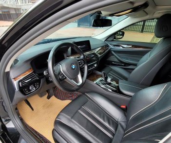 BMW 530i 2019 - Bán nhanh xe BMW 530i luxury